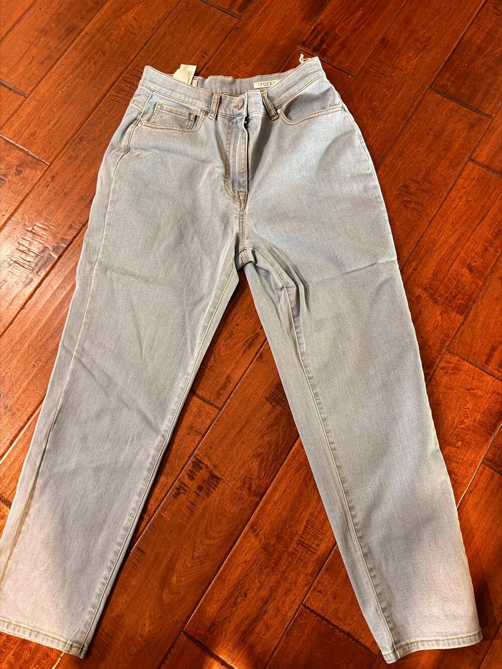 Peserico Relaxed Straight Ankle Leg Luxury Jeans.